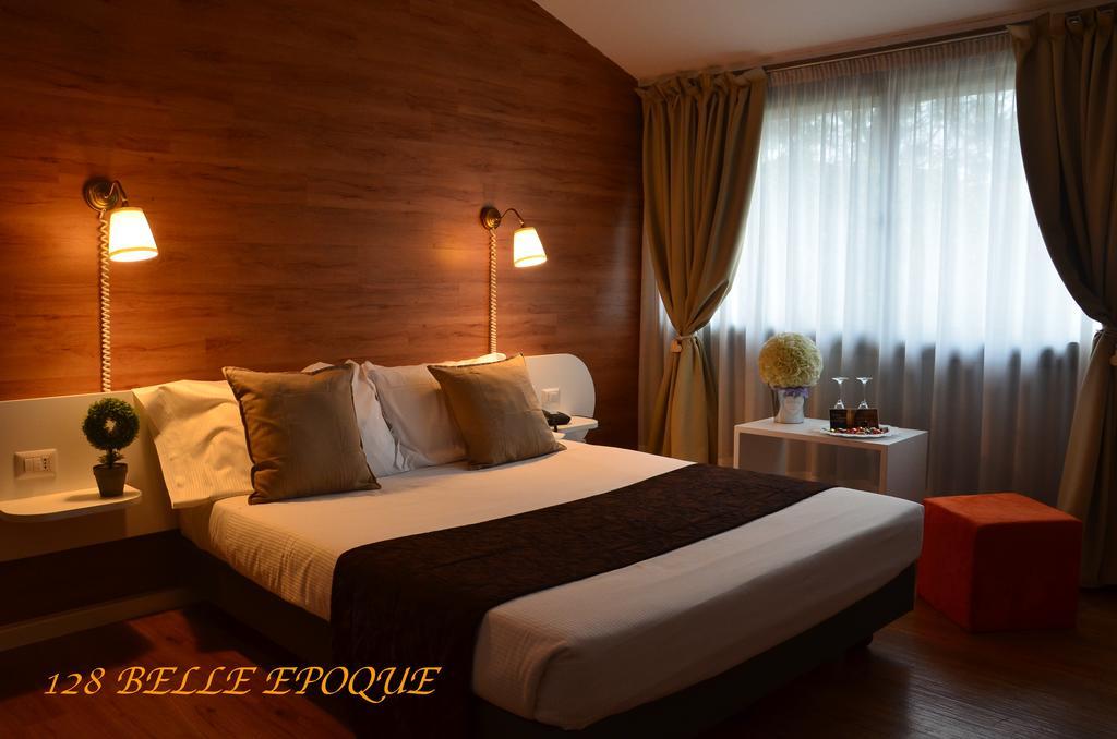 Green Hotel Motel Vergiate Exterior photo